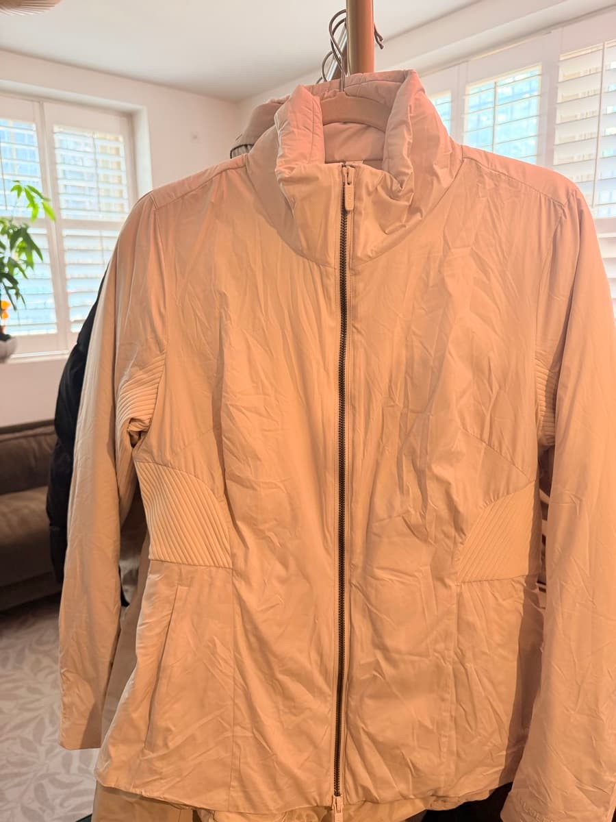Sleek City Jacket in Bone