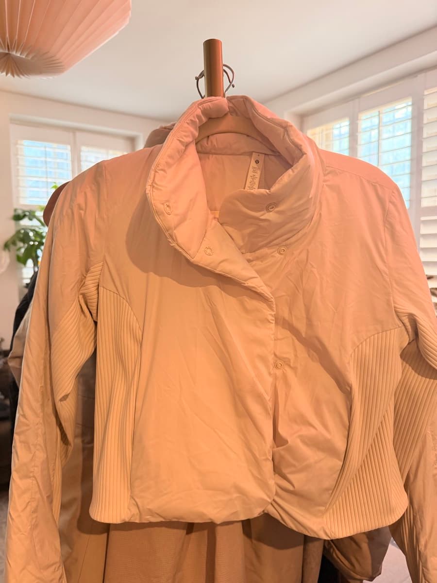 Sleek City Jacket in Bone