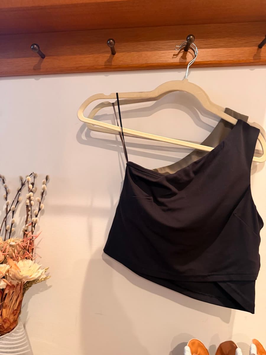 Seamless Half-Zip Training Tank Top in Black