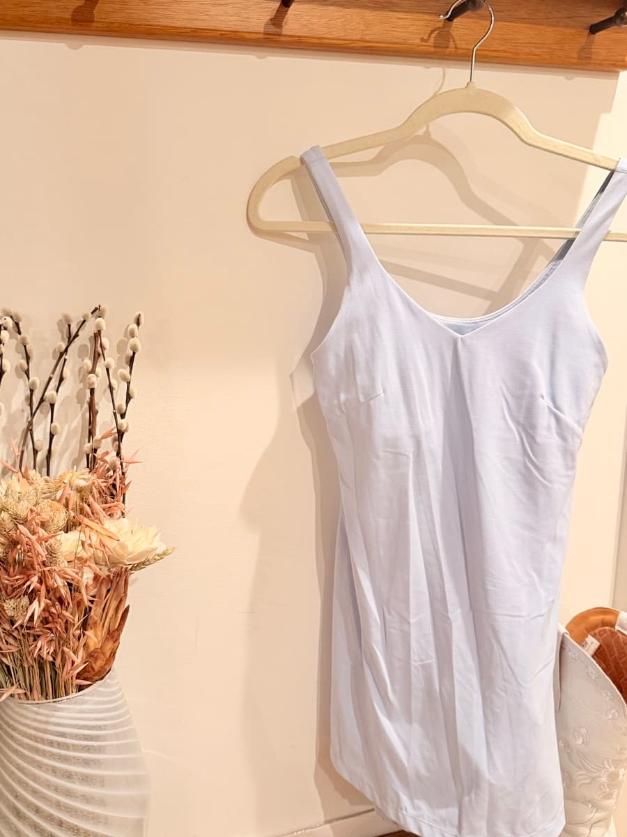 Align Dress in Windmill