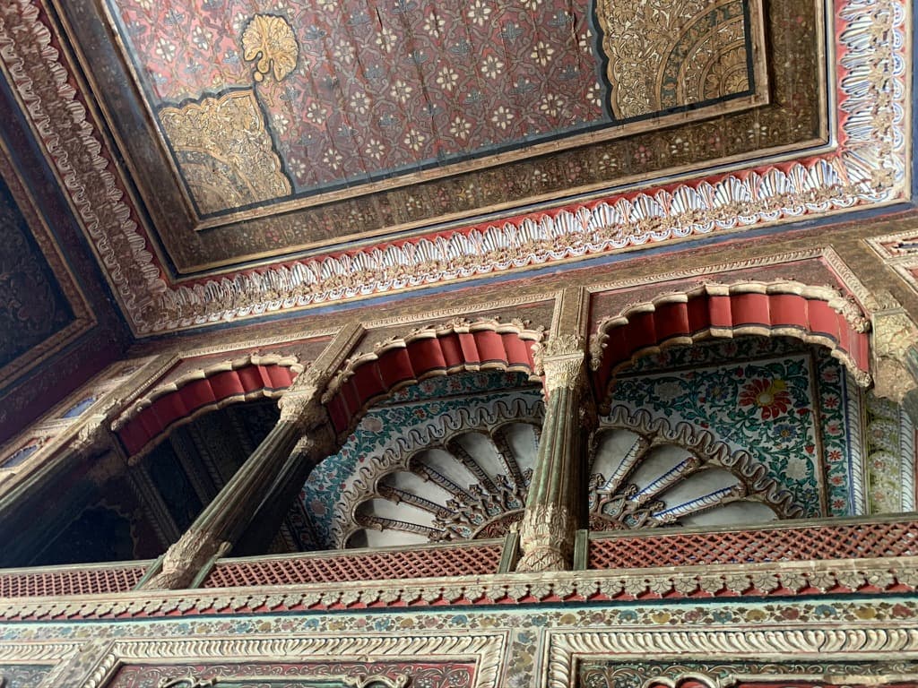 Fan Arches from Below, Gold Leaf Ceiling Panels Above